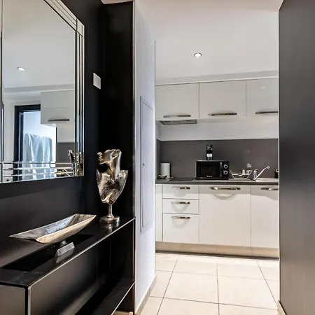Glamappartspa Prestige New-York Experience Reims Extérieur photo